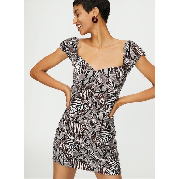 ARITZIA Wilfred Veda Ruched Mini Dress - Picture 1 of 6